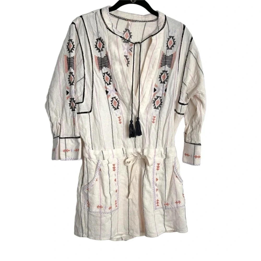 Free People Baja Aztec Embroidered Boho
Long Sleeve Romper EC SZXS/TP - Picture 3 of 10